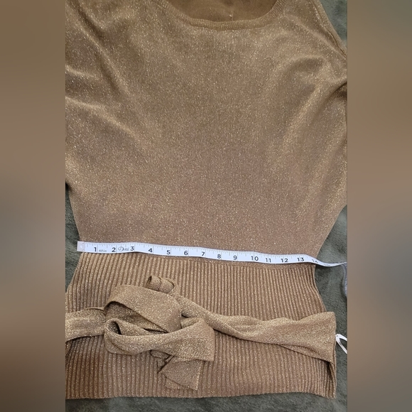 Wet Seal Off Shoulder blouse with attached  belt. Gold metallic.  Size S/P - Picture 9 of 11